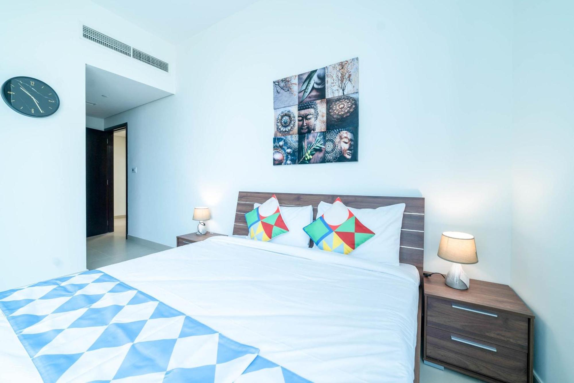 Oyo 589 Najma Tower, Two Bedrooms Apartments, Sports City Дубай Экстерьер фото