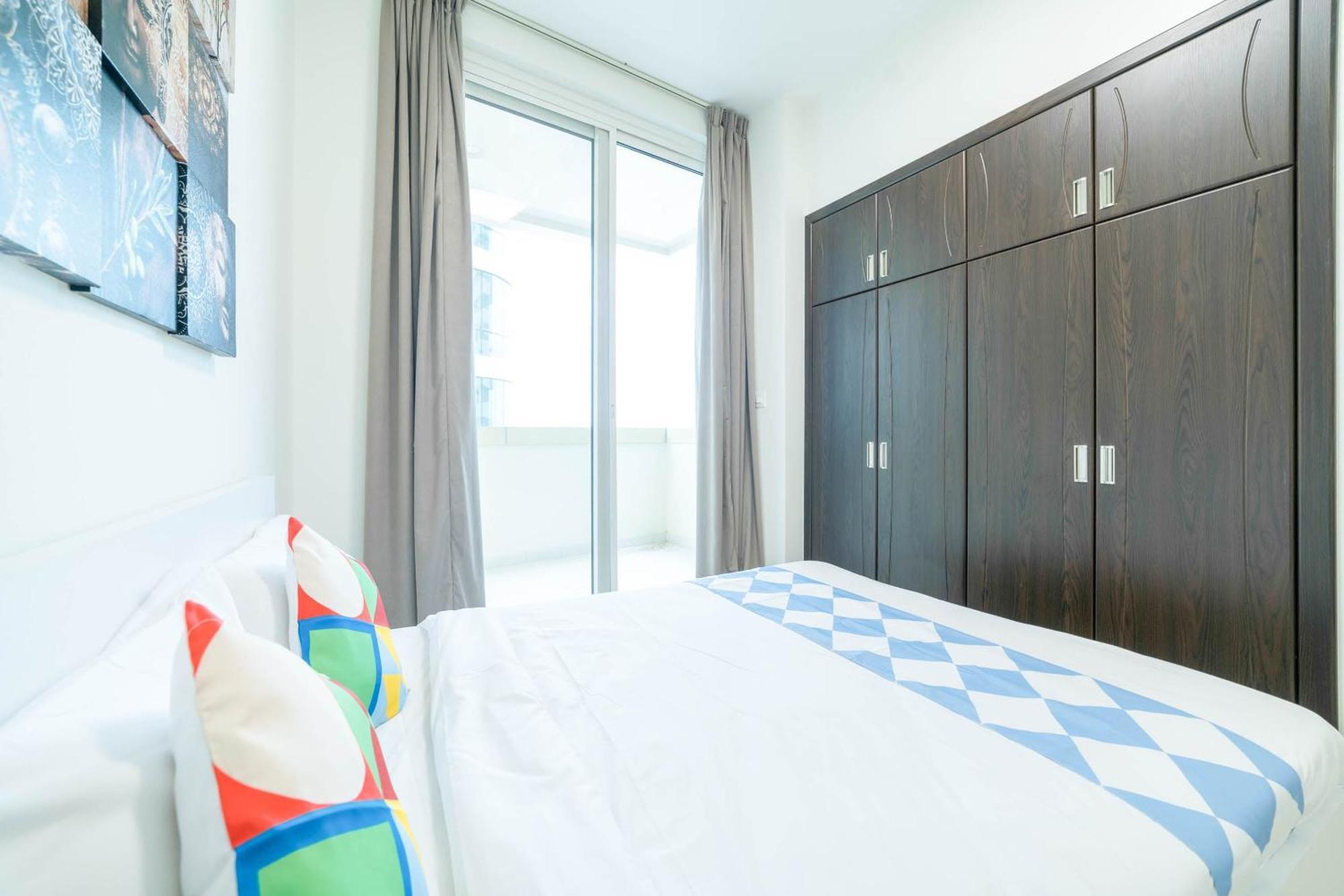 Oyo 589 Najma Tower, Two Bedrooms Apartments, Sports City Дубай Экстерьер фото